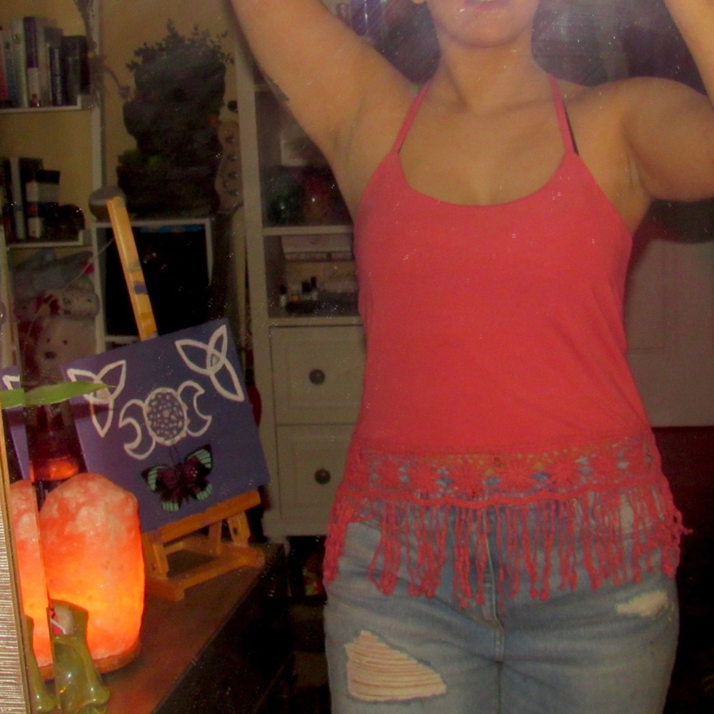 Coral fringe tank top